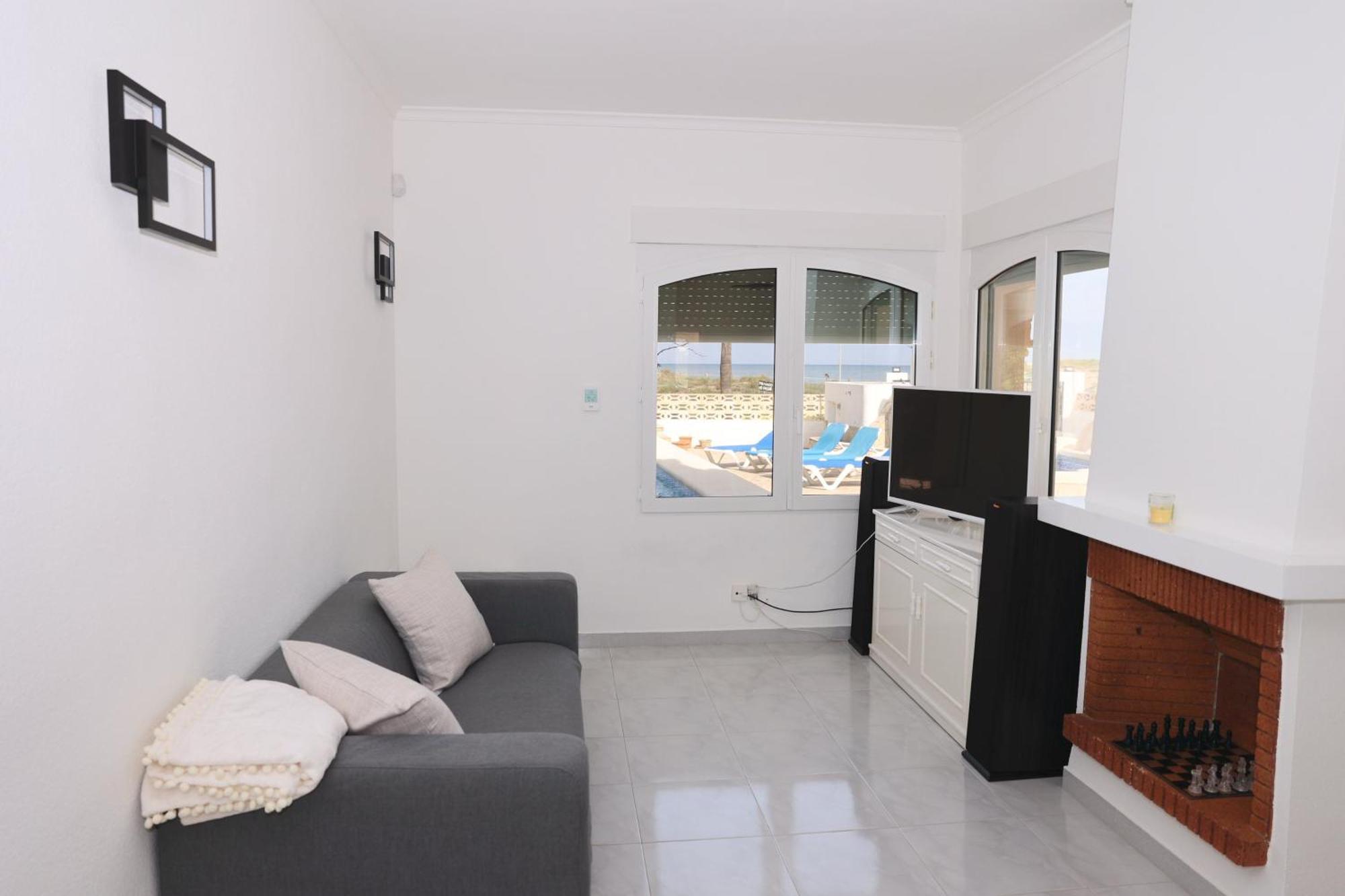 Chalet En La Playa Con Piscina Privada - Holavivienda Inmobiliaria Dénia Esterno foto