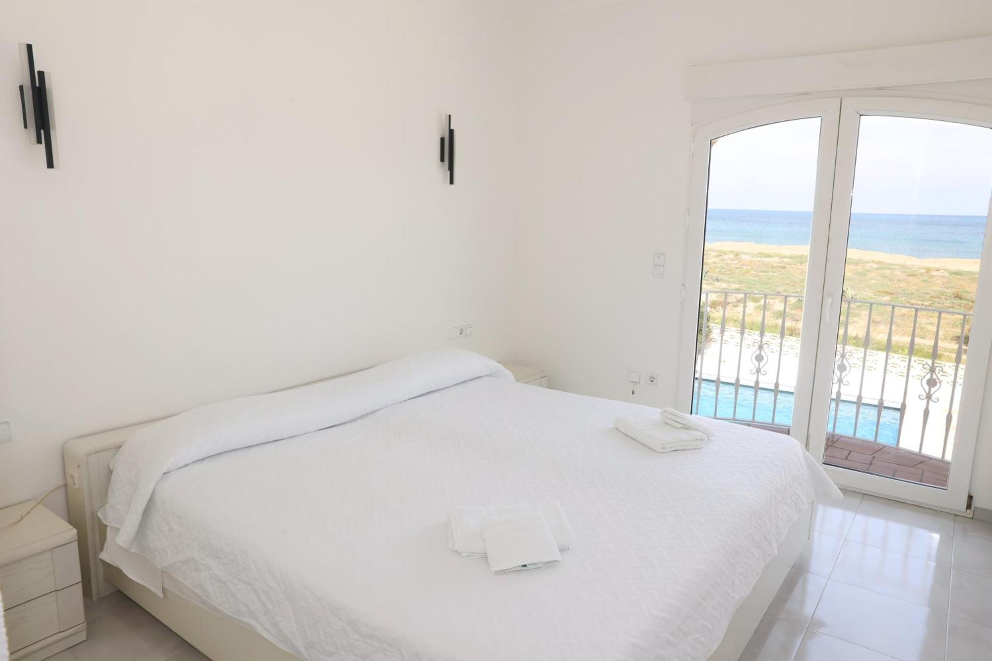 Chalet En La Playa Con Piscina Privada - Holavivienda Inmobiliaria Dénia Esterno foto